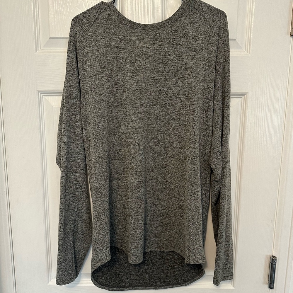 Men’s Lululemon Long sleeve Grey Crewneck Shirt- Size Large
